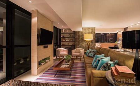 APARTAMENTO 300m² Por: Romy Schneider – URCA 02