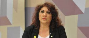 Leia mais sobre o artigo CHRISTIANE  YARED  Por Mira Graçano – Artium 01