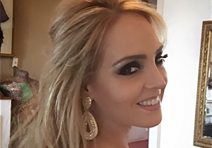 Leia mais sobre o artigo JORNALISTA, APRESENTADORA, Giselle Macedo – ARTIUM 01