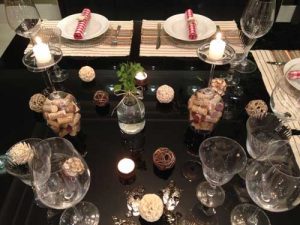 Leia mais sobre o artigo Decorando a  mesa com  rolhas Bruna Bittecourt – ARTIUM 02