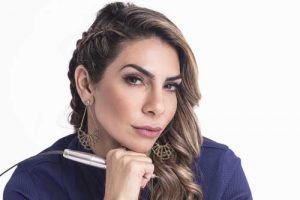 Leia mais sobre o artigo Sabrina  Rodrigues – ARTIUM 10